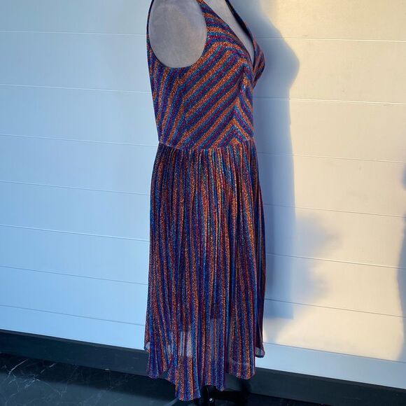 NWT Dress the Population Haley Metallic Fit & Flare Plunging Pleated Dress - Picture 6 of 16